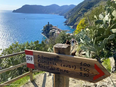 footpath vernazza