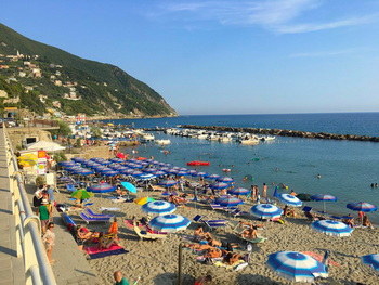 Moneglia, Strand