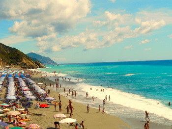 Deiva Marina, Plage